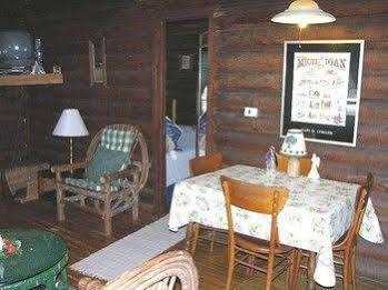 The Seymour House Bed & Breakfast South Haven Bagian luar foto